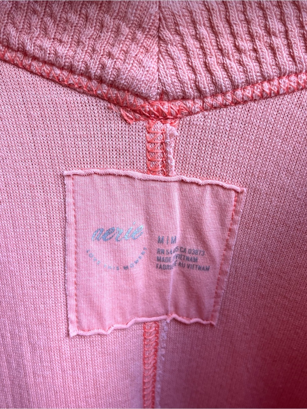 Aerie Oversized Soft Pink Ribbed V-Neck Pullover - Picture 2 of 3